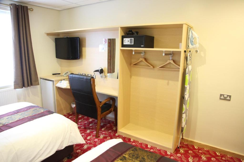 Cambridge Hotel Huddersfield Dış mekan fotoğraf