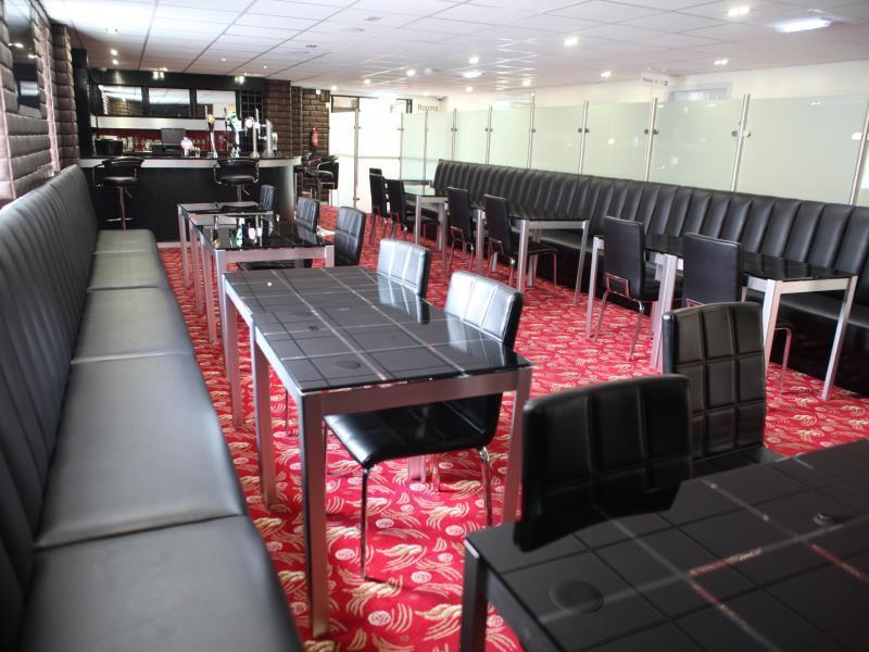 Cambridge Hotel Huddersfield Dış mekan fotoğraf