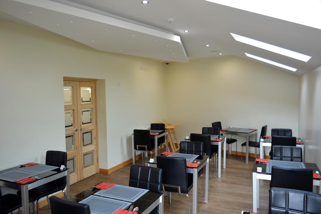 Cambridge Hotel Huddersfield Dış mekan fotoğraf